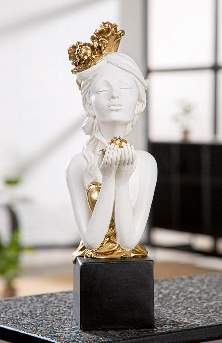 SCULPTURA FEMEIE ALBA